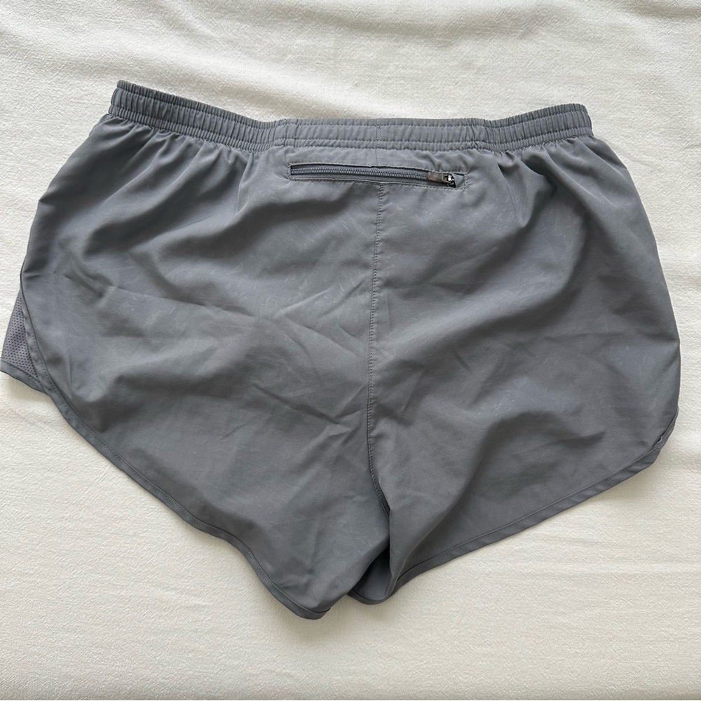 Nike Dri Fit Short Bundle of Three Womens Medium Running Outdoors‎ - Picture 7 of 10